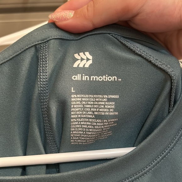 All in motion tee - Picture 3 of 3